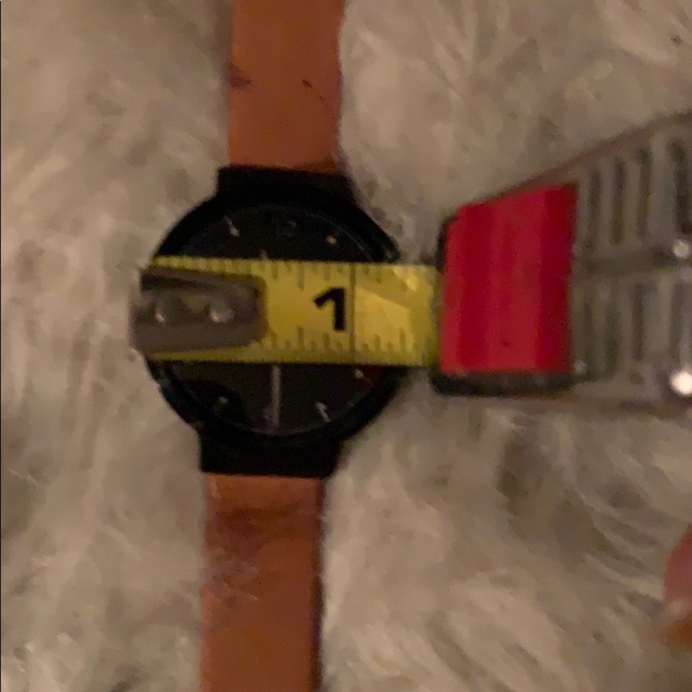 Watch - Picture 2 of 4